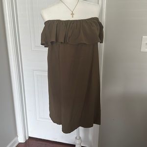 Summer dress Lightweight Material
Solid Olive Green
Off Shoulder Style